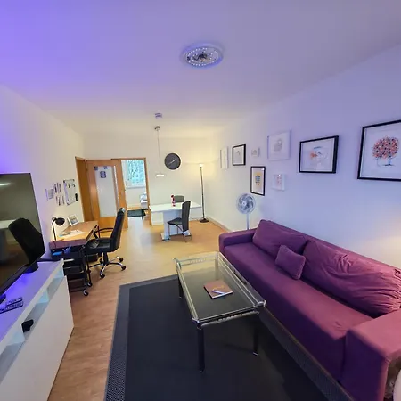 Schlossblick In Wernigerode, Im Herzen Des Harzes ורניגרוד